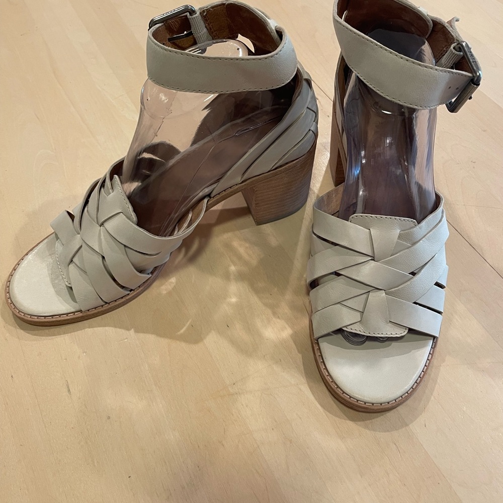 Frye Off-White Stacked Heel Sandal